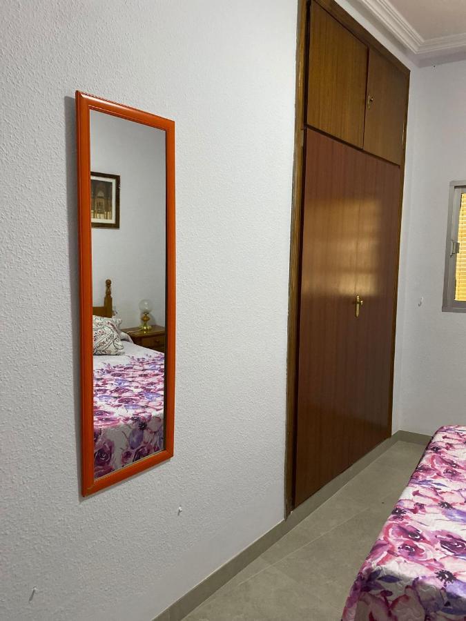 Piso Vivienda Uso Turistico Julio Burell Baeza Reformado Exterior photo